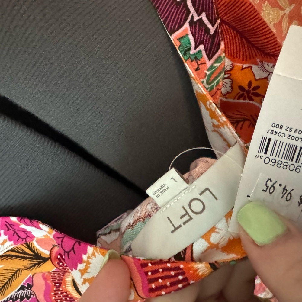 🎁🎁2/$35 LOFT Vibrant Floral Orange and Pink Dress - Picture 3 of 4